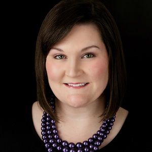 Meet your Posher, Hollie